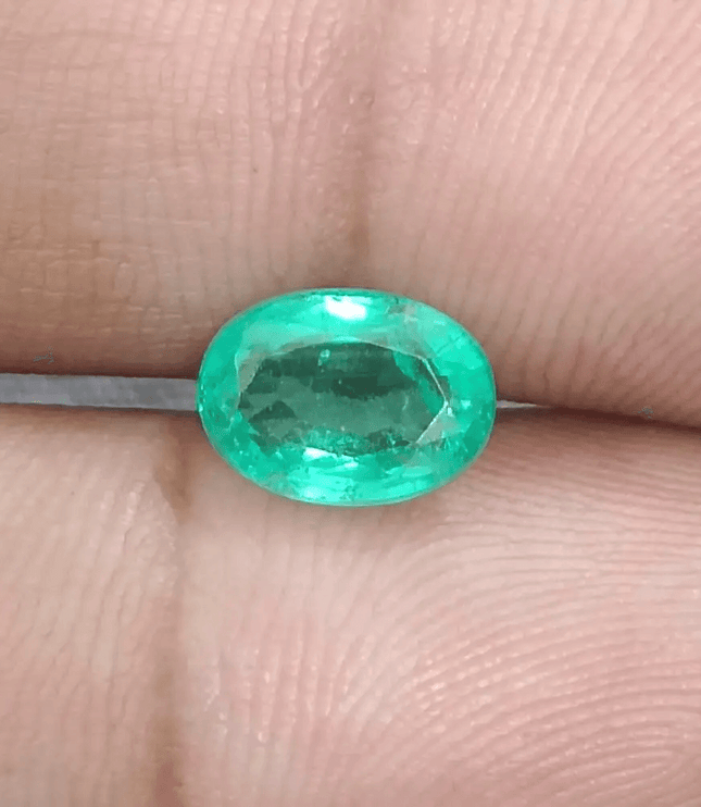GSI Certified 1.63ct Colombian Emerald, Natural Gemstones - SMSGEMS 