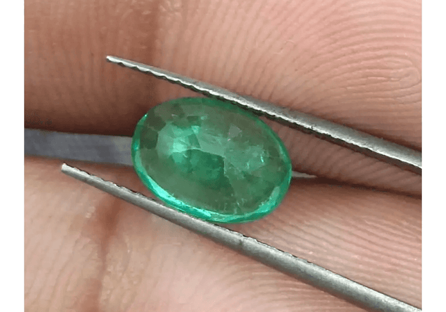 GSI Certified 1.63ct Colombian Emerald, Natural Gemstones - SMSGEMS 