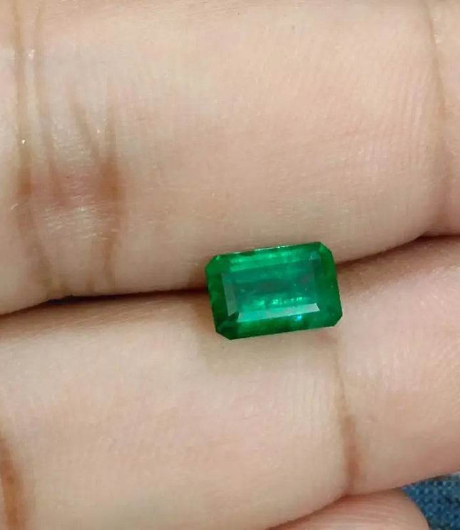 GSI Certified 1.64ct AAA Grade Zambian Emerald , 100% Natural Earth Mined Gem. - SMSGEMS 