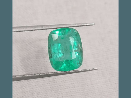 1.66ct Medium Electric Green Emerald GSI Certified Gemstone - SMSGEMS 