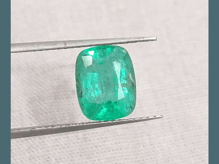 1.66ct Medium Electric Green Emerald GSI Certified Gemstone - SMSGEMS 