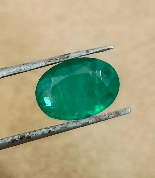 GSI Certified 1.67ct Deep Glass Green Emerald , Natural Earth Mined Gemstone - SMSGEMS 