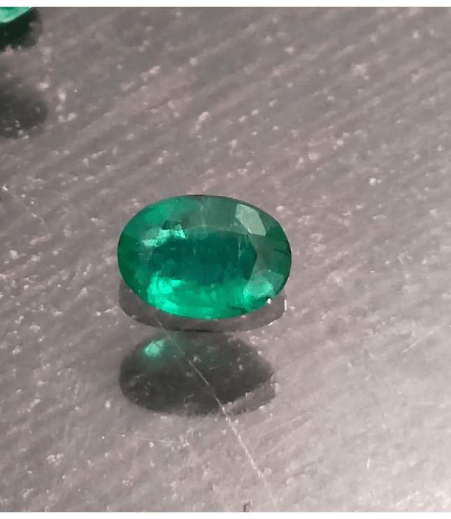 GSI Certified 1.67ct Deep Glass Green Emerald , Natural Earth Mined Gemstone - SMSGEMS 