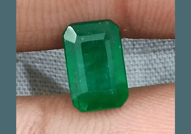 1.69ct Deep Green Emerald GSI Certified - SMSGEMS 