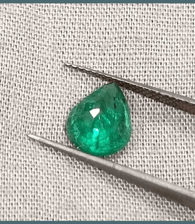 1.83ct Bright Deep Green Emerald Certified by GSI - SMSGEMS 