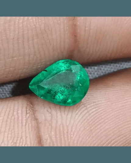 1.83ct Bright Deep Green Emerald Certified by GSI - SMSGEMS 