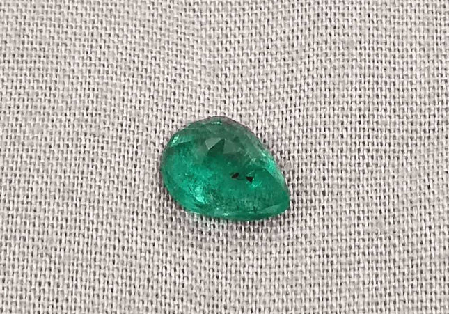 1.83ct Bright Deep Green Emerald Certified by GSI - SMSGEMS 