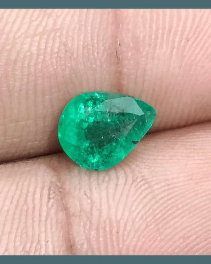 1.83ct Bright Deep Green Emerald Certified by GSI - SMSGEMS 
