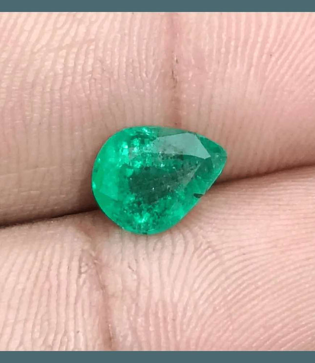 1.83ct Bright Deep Green Emerald Certified by GSI - SMSGEMS 