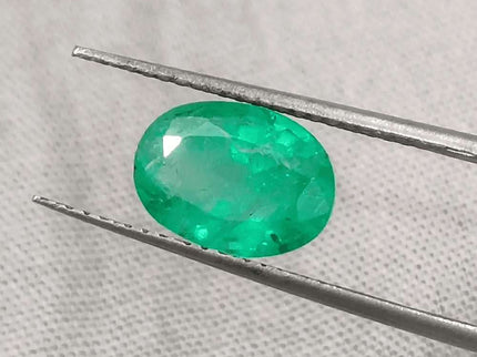 1.85ct Bright Parrot Green GSI Certified - SMSGEMS 