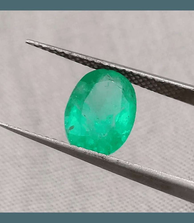 1.85ct Bright Parrot Green GSI Certified - SMSGEMS 