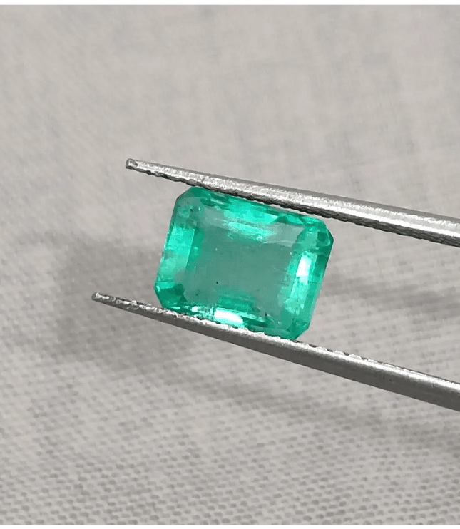GSI Certified 1.85ct Intense Green Zambian Emerald, 100% Natural Gem - SMSGEMS 