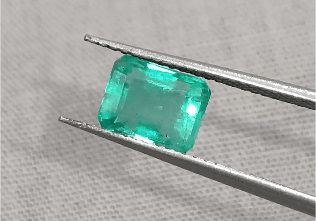 GSI Certified 1.85ct Intense Green Zambian Emerald, 100% Natural Gem - SMSGEMS 