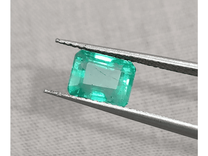 GSI Certified 1.85ct Intense Green Zambian Emerald, 100% Natural Gem - SMSGEMS 