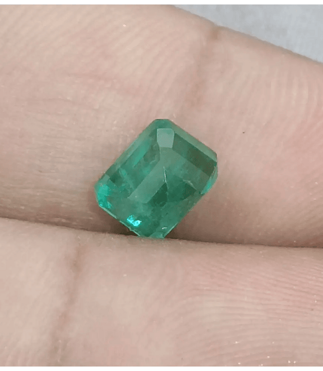 GSI Certified 1.85ct Intense Green Zambian Emerald, 100% Natural Gem - SMSGEMS 