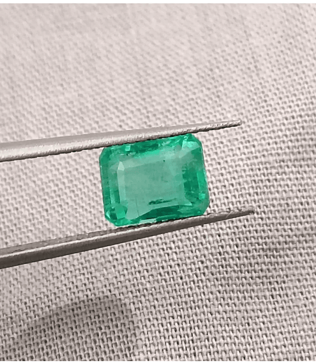GSI Certified 1.85ct Intense Green Zambian Emerald, 100% Natural Gem - SMSGEMS 