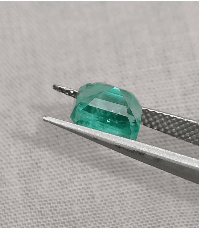 GSI Certified 1.85ct Intense Green Zambian Emerald, 100% Natural Gem - SMSGEMS 