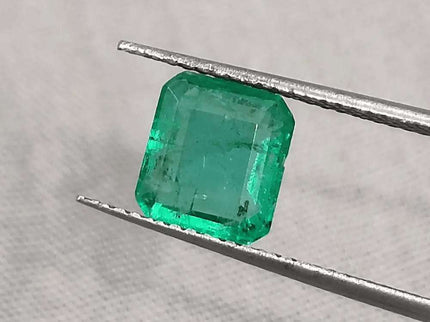 GSI Certified 1.85ct Intense Green Emerald, Natural Gemstone - SMSGEMS 