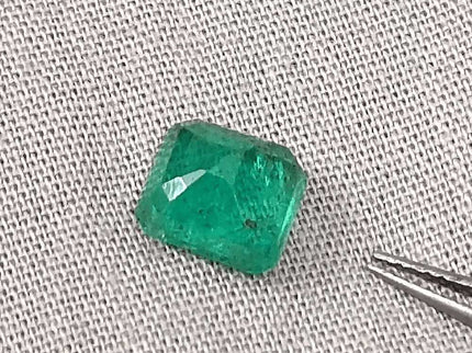 GSI Certified 1.85ct Intense Green Emerald, Natural Gemstone - SMSGEMS 