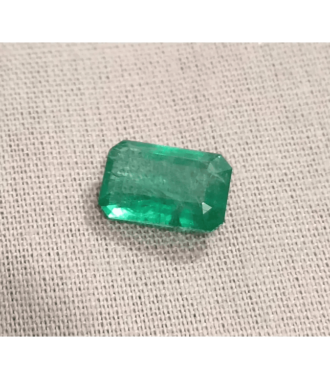 GSI Certified 1.87ct Medium Green Zambian Emerald, 100% Natural Untreated Gemstone. - SMSGEMS 