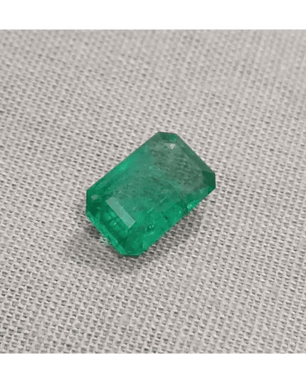 GSI Certified 1.87ct Medium Green Zambian Emerald, 100% Natural Untreated Gemstone. - SMSGEMS 