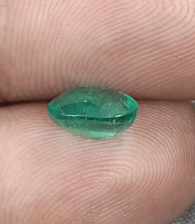 GSI Certified 1.90ct Vivid Medium Green Emerald, Natural Gemstone - SMSGEMS 
