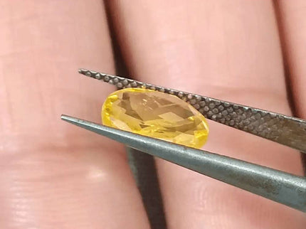 GSI Certified 1.92ct Yellow Sapphire, Natural Heated Gemstone - SMSGEMS 