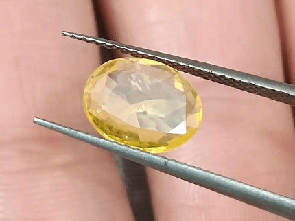 GSI Certified 1.92ct Yellow Sapphire, Natural Heated Gemstone - SMSGEMS 