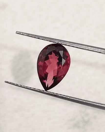 1.93ct Rubellite tourmaline certified by GSI - SMSGEMS 