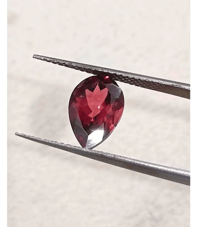 1.93ct Rubellite tourmaline certified by GSI - SMSGEMS 