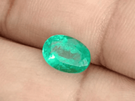 GSI Certified 1.95ct Medium Intense Green Emerald, Natural Gemstone - SMSGEMS 