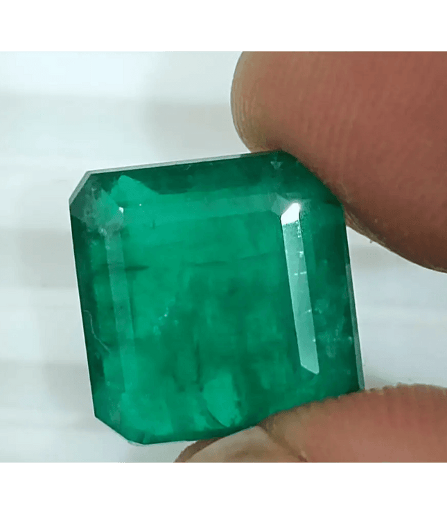 10.81ct Deep Green Swat Emerald Gemstone - SMSGEMS 