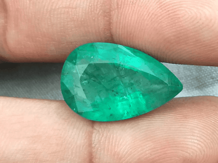 GSI Certified 13.47ct Medium Deep Golden Green Swat Emerald, Natural Gemstone - SMSGEMS 