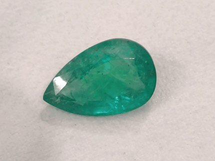 GSI Certified 13.47ct Medium Deep Golden Green Swat Emerald, Natural Gemstone - SMSGEMS 