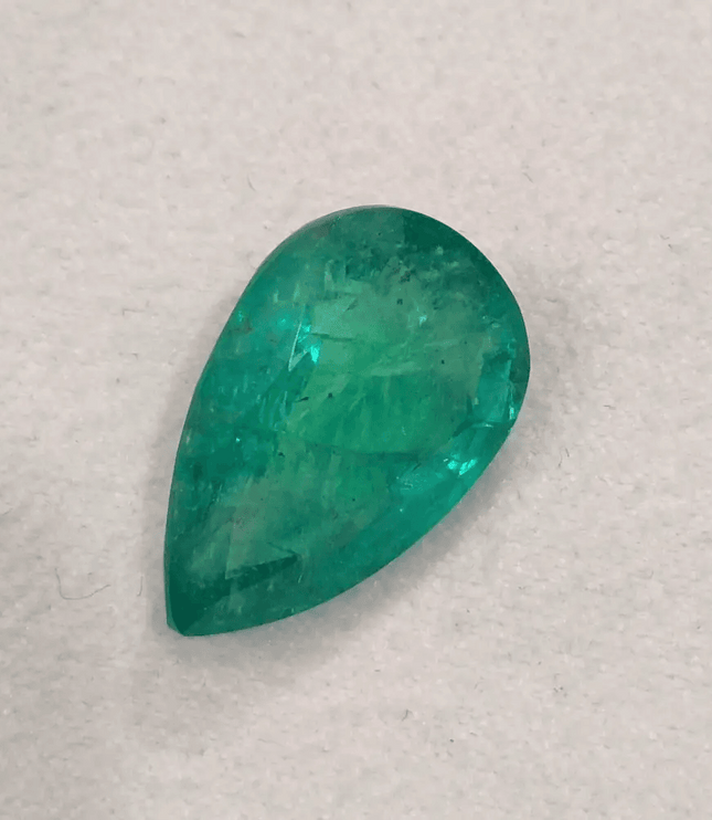 GSI Certified 13.47ct Medium Deep Golden Green Swat Emerald, Natural Gemstone - SMSGEMS 