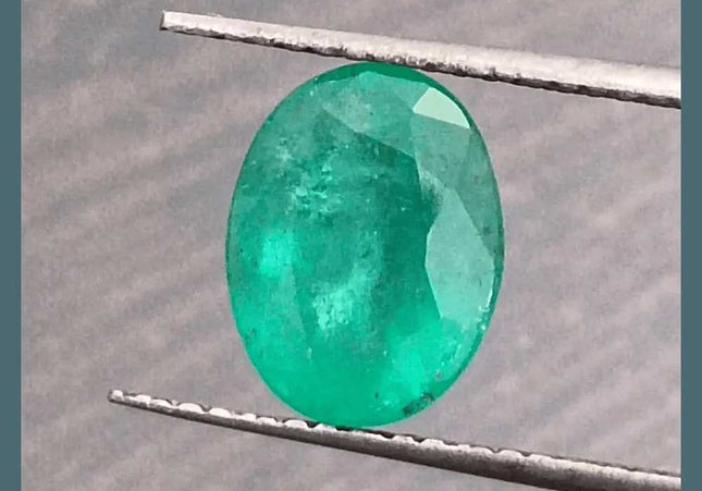 2.04ct Natural Earth Mined Emerald Certified by GSI - SMSGEMS 