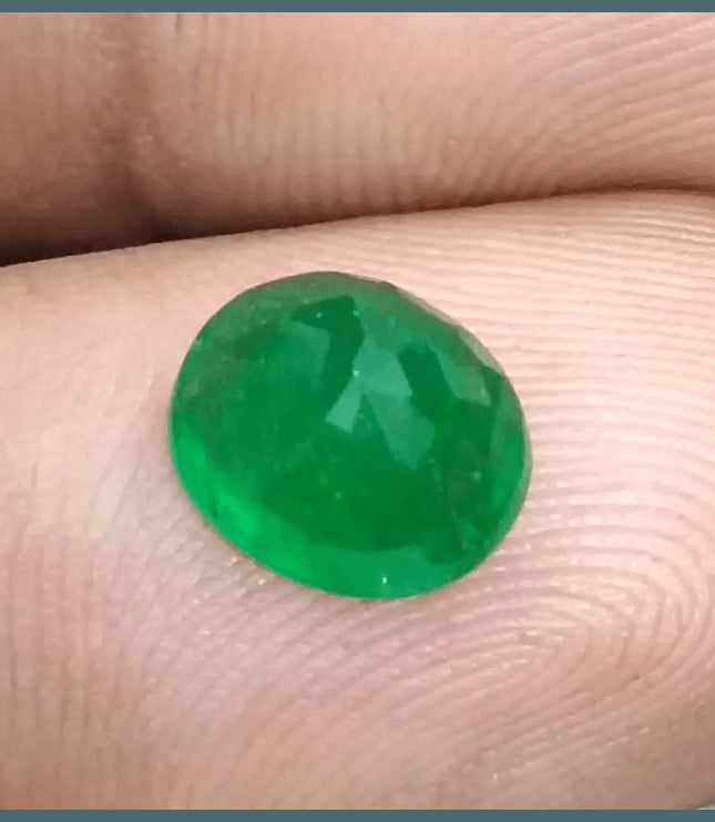 2.10ct Deep Green Emerald certified by GSI - SMSGEMS 