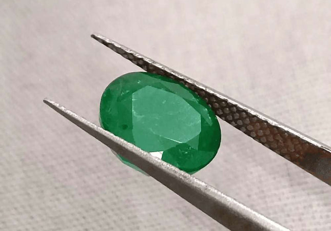 2.10ct Deep Green Emerald certified by GSI - SMSGEMS 