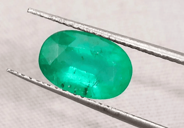 GSI Certified 2.16ct Medium Green Zambian Emerald, Natural Gemstone - SMSGEMS 