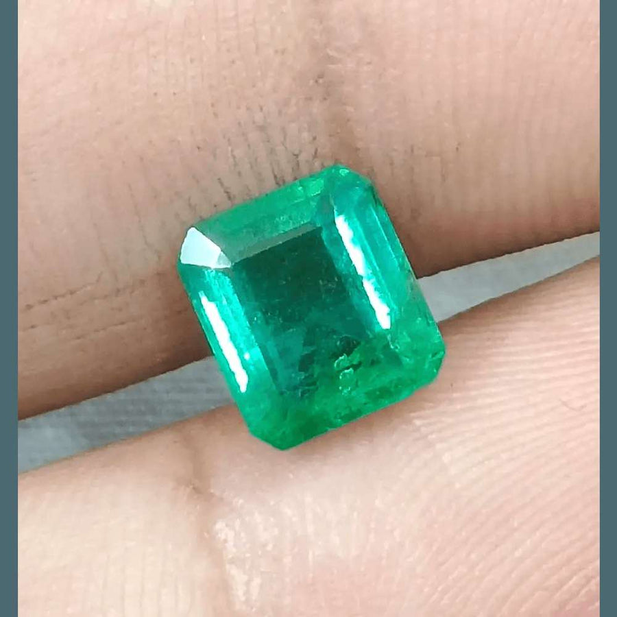 2.21ct Medium Golden Green GSI Certified Panjshir Emerald - SMSGEMS 
