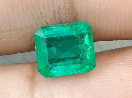 2.21ct Medium Golden Green GSI Certified Panjshir Emerald - SMSGEMS 