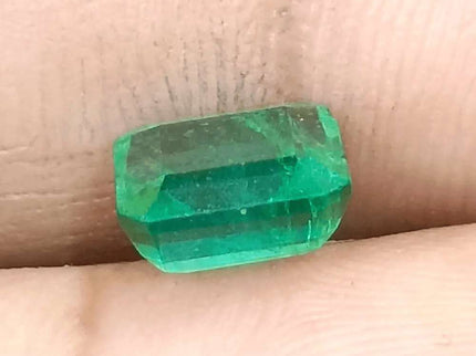 2.21ct Medium Golden Green GSI Certified Panjshir Emerald - SMSGEMS 