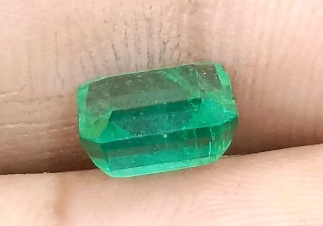 2.21ct Medium Golden Green GSI Certified Panjshir Emerald - SMSGEMS 