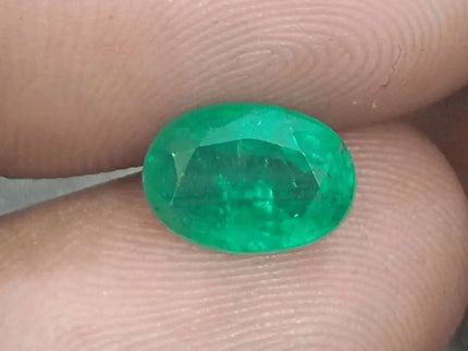 2.25ct Intense Medium Green Zambian Emerald certified by GSI - SMSGEMS 