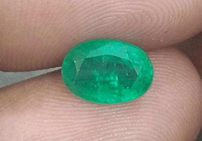 2.25ct Intense Medium Green Zambian Emerald certified by GSI - SMSGEMS 
