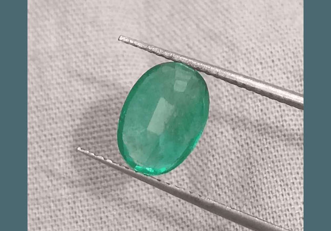 2.25ct Intense Medium Green Zambian Emerald certified by GSI - SMSGEMS 