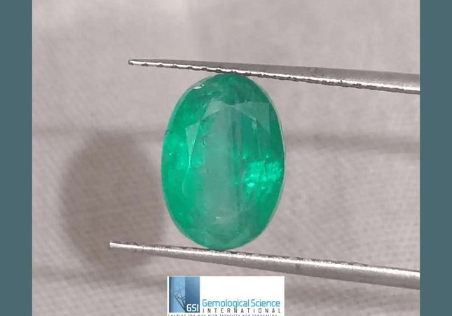 2.25ct Intense Medium Green Zambian Emerald certified by GSI - SMSGEMS 