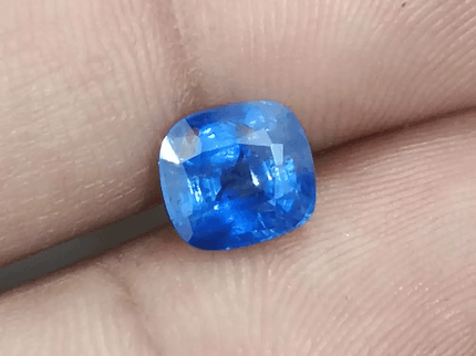 GSI Certified 2.25ct Royal Blue Ceylon Sapphire, Natural Gemstone - SMSGEMS 
