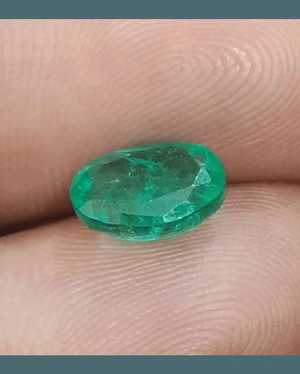 2.28ct Vivid Green Zambian emerald GSI Certified - SMSGEMS 