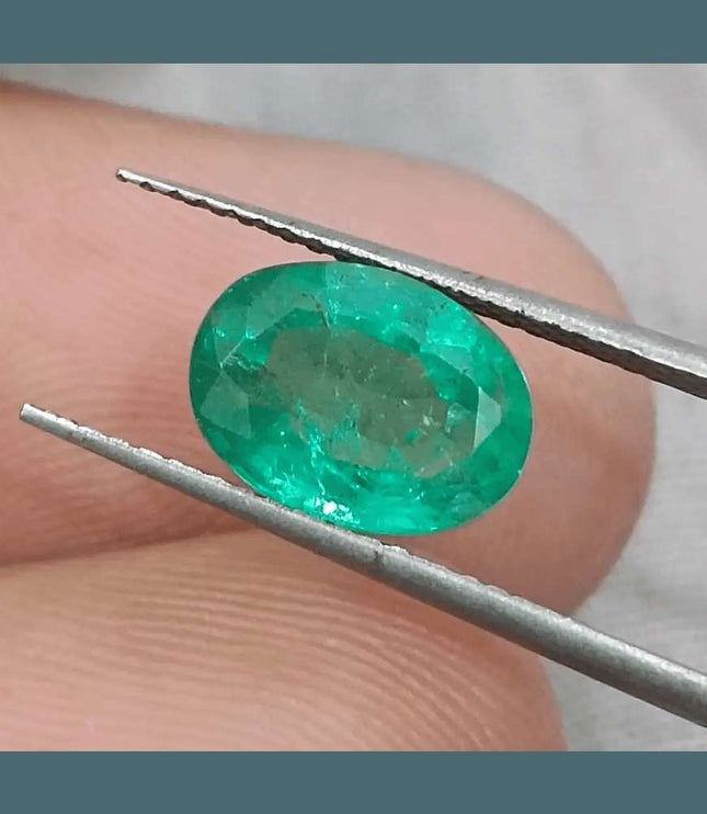 2.28ct Vivid Green Zambian emerald GSI Certified - SMSGEMS 